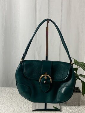 GUC Coach Green Pebble Leather Shoulder Bag L 10.75” x H 7” x D 1”